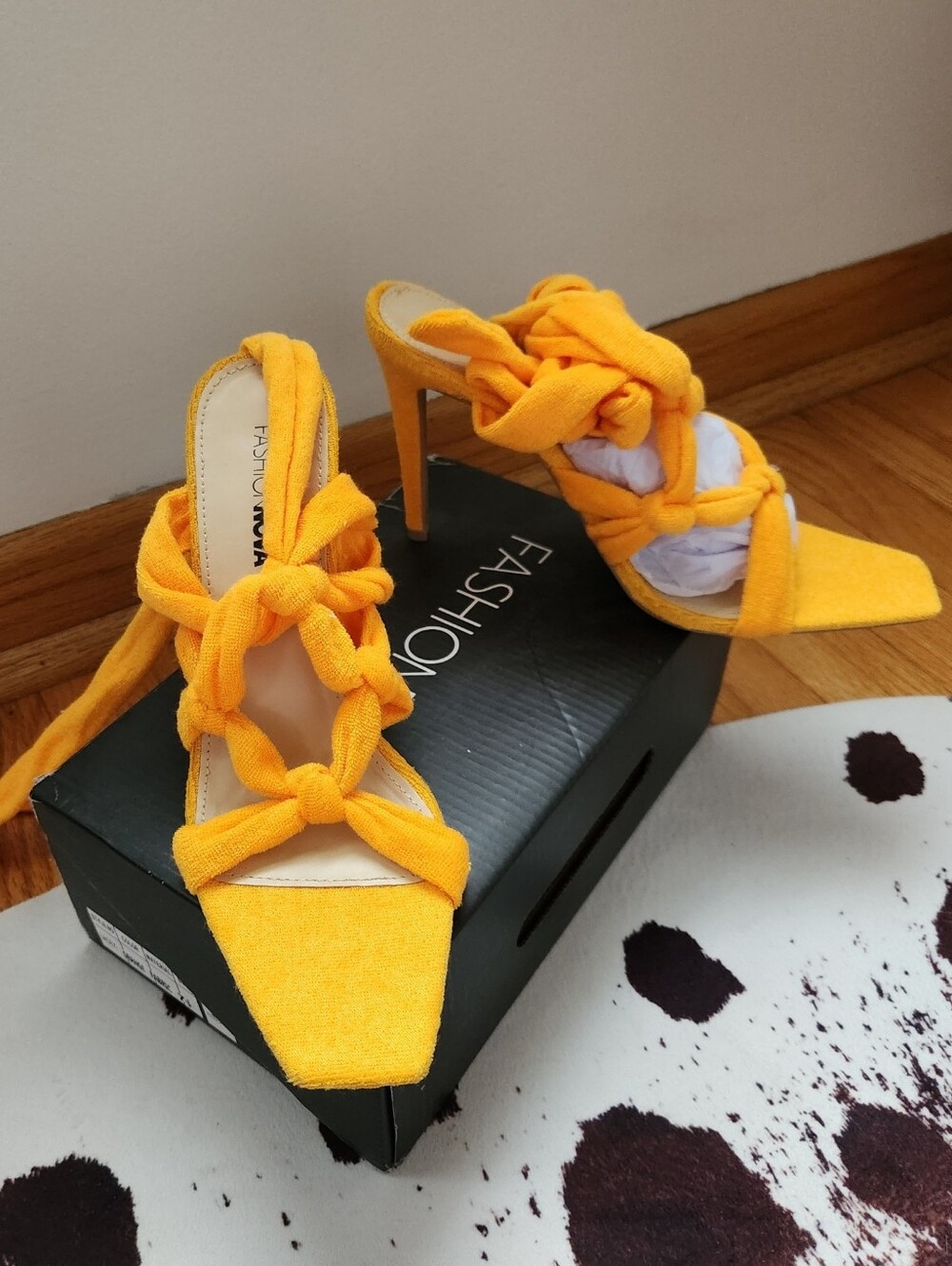 Brand New Fashion Nova Terry Cloth Yellow Knotted Stiletto Mules 7.5